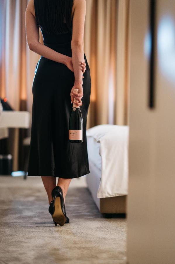 Hotel Kod Barica Grude エクステリア 写真